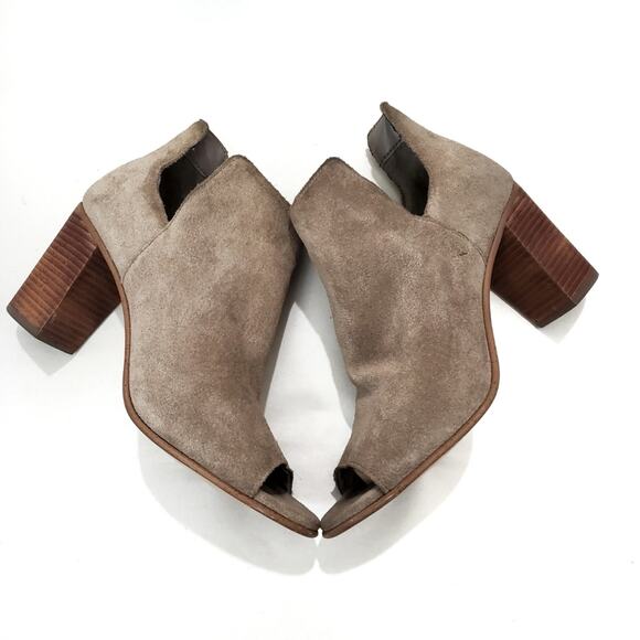 Steve Madden | Nello Taupe Suede Leather Peep Toe Heeled Booties - Picture 4 of 11